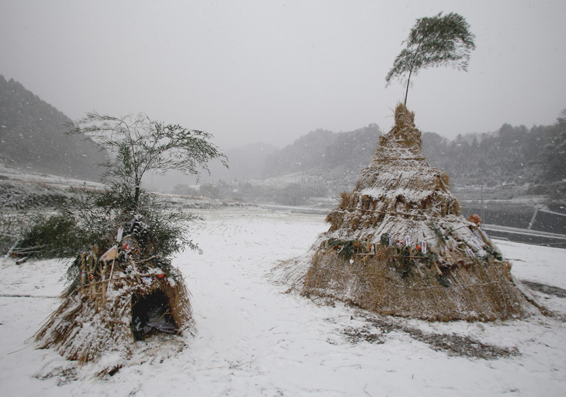 雪中のとんど焼き（組）　乘松賢二　一般応募