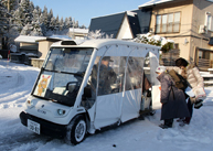 「豪雪地　自動運転車で外出支援」（3枚組）　勝又 時彦　（東京交通新聞社 社員）